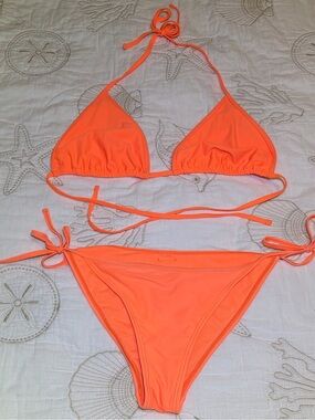Like New SurfStyle Bright Neon Orange Tie-Side Slide Triangle Bikini. Medium